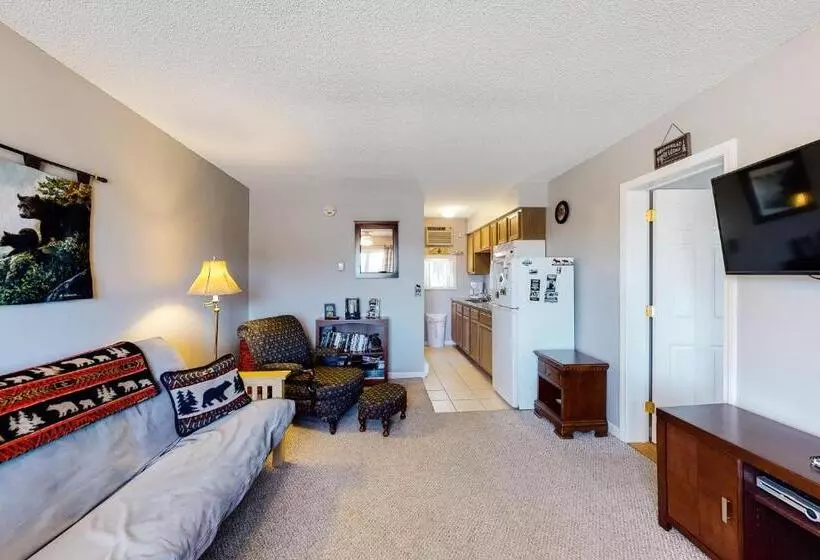 Motelli The Bear's Den