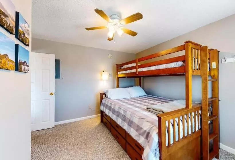 Motelli The Bear's Den