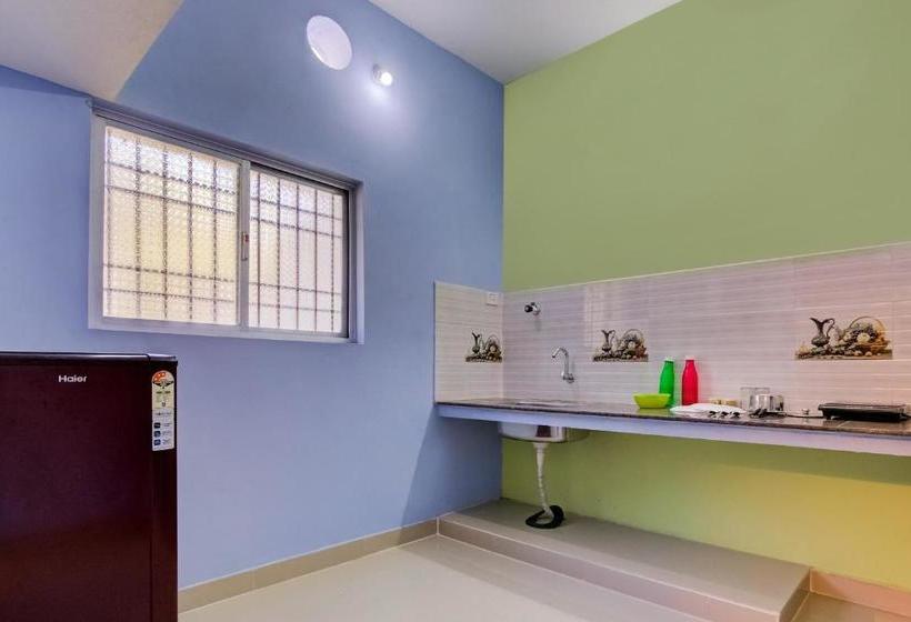 Pensão Oyo 19017 Cosy 1bhk