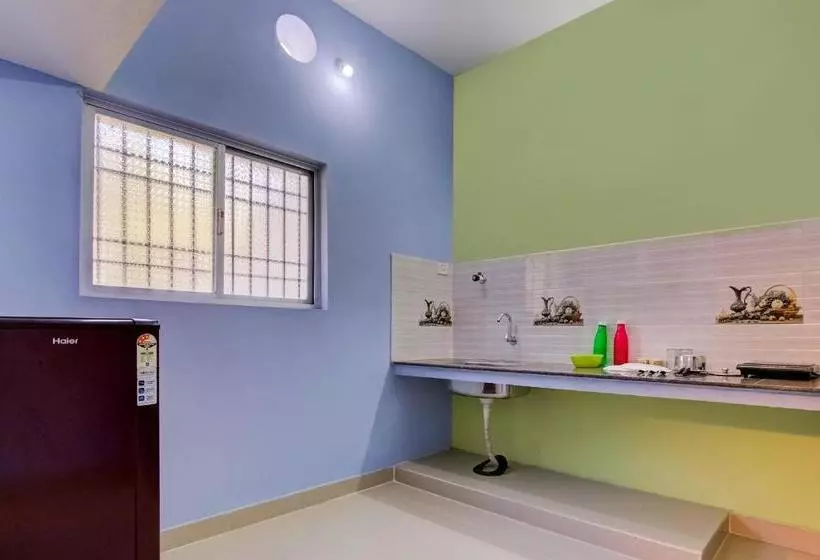 پانسیون Oyo 19017 Cosy 1bhk