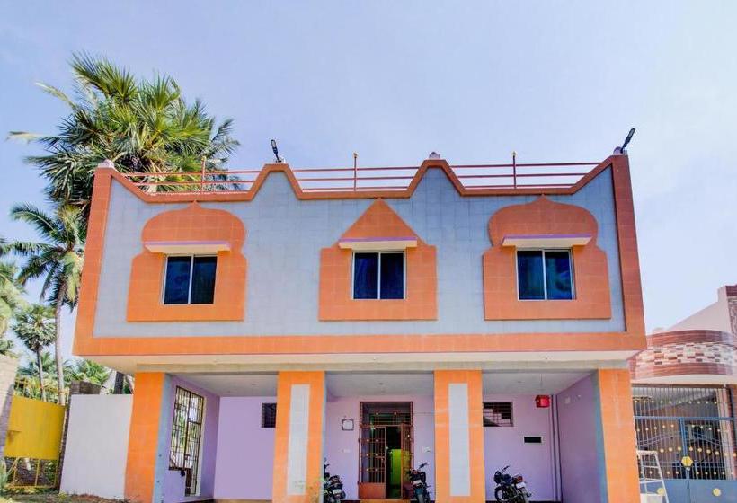 Pensão Oyo 19017 Cosy 1bhk