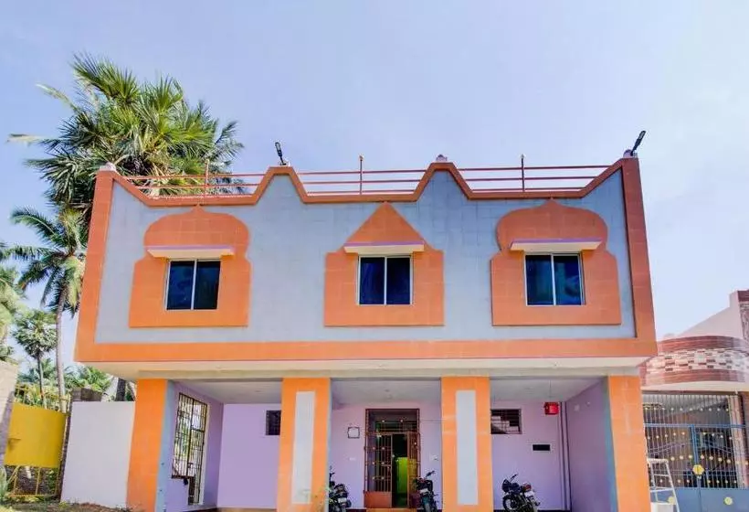 پانسیون Oyo 19017 Cosy 1bhk