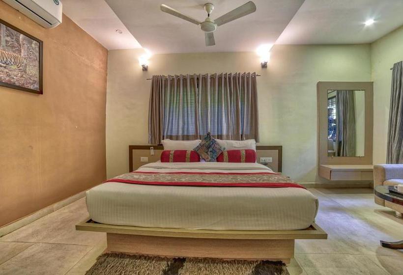 Tadoba Tiger King Resort