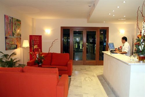 Apartamentos Lux Sevilla Bormujos