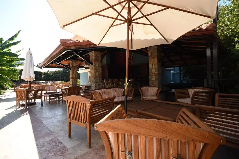 Отель Antas Deluxe Apartments