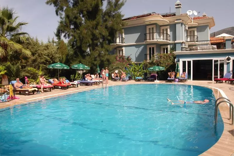 Отель Antas Deluxe Apartments