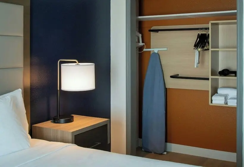 ホテル City Express by Marriott New Orleans I-10