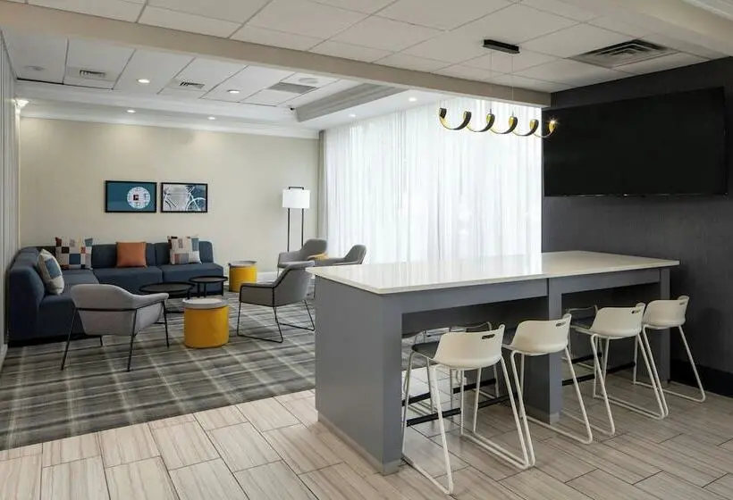 ホテル City Express by Marriott New Orleans I-10