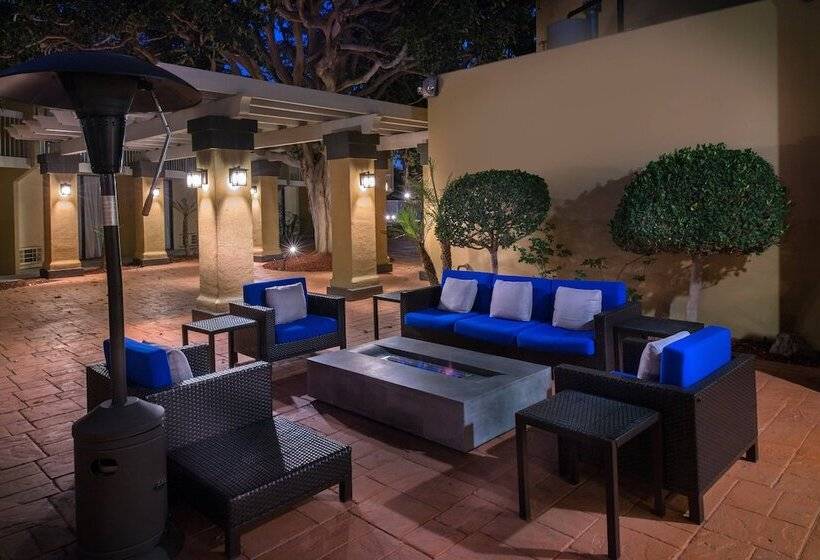 هتل Courtyard By Marriott Oxnard/ventura