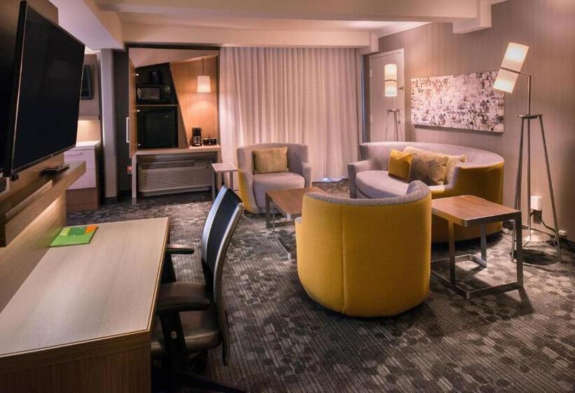 هتل Courtyard By Marriott Oxnard/ventura