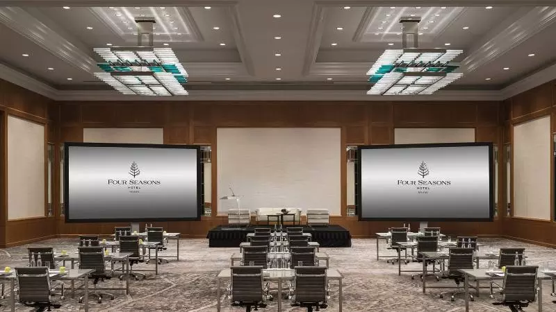 Four Seasons Hotel Miami