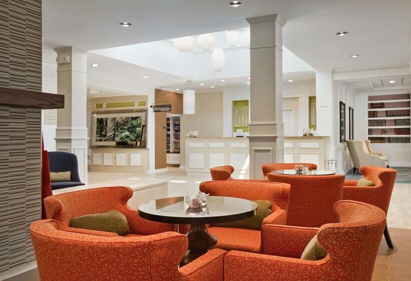 هتل Hilton Garden Inn Bostonburlington