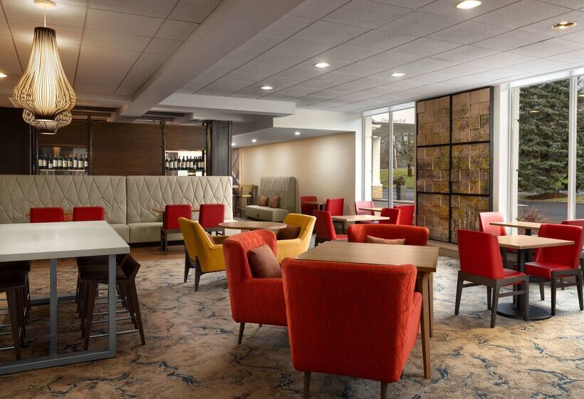 هتل Hilton Garden Inn Bostonburlington