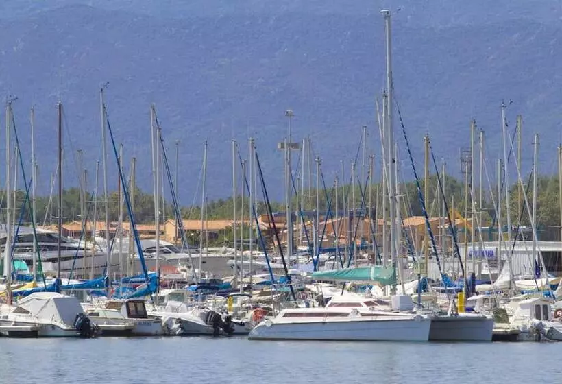 Отель Lagrange Vacances Les Pierres De Jade