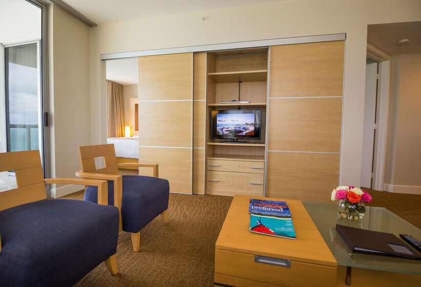 בית מלון כפרי Marenas Beach Resort