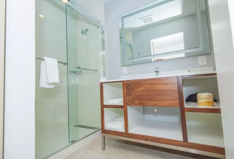 هتل Pasadena Rose & Crown