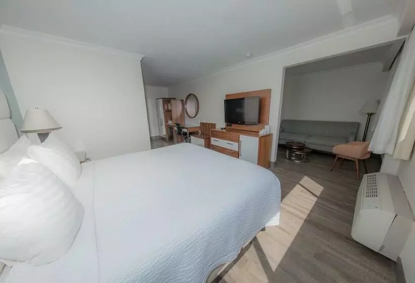 هتل Pasadena Rose & Crown