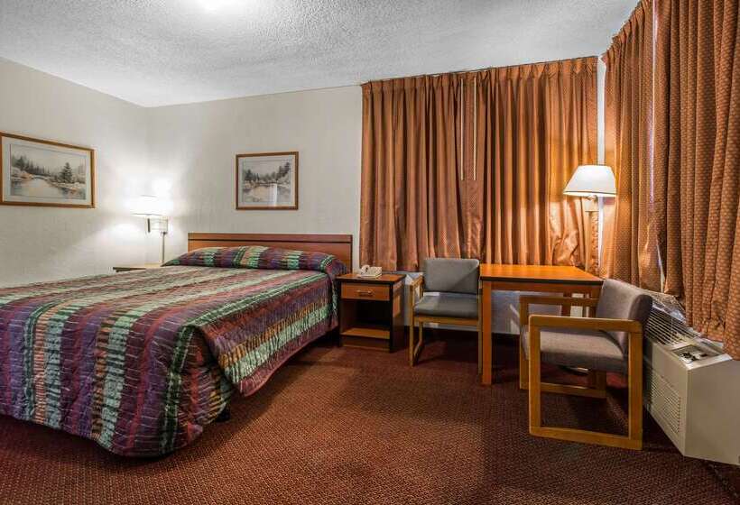 هتل Rodeway Inn & Suites