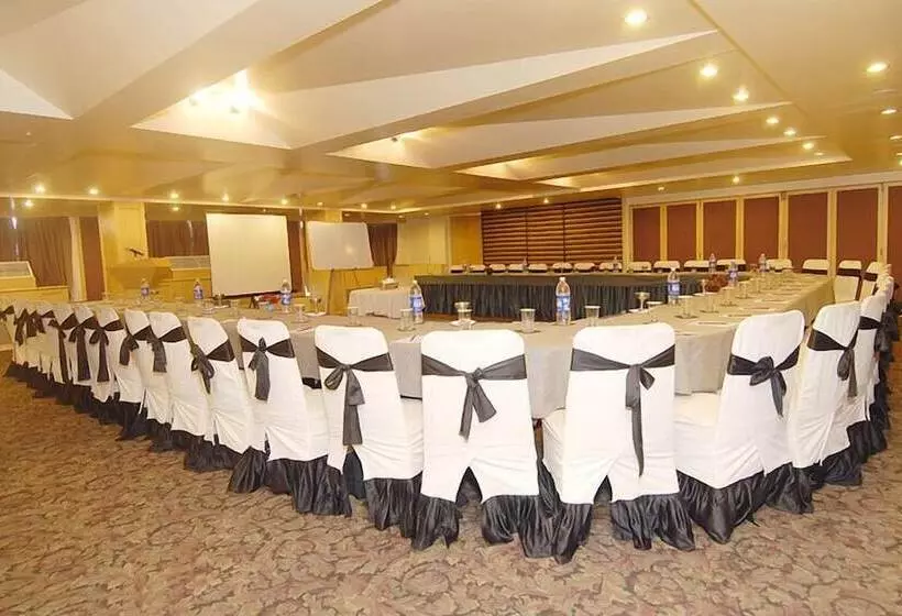 فندق The Coronet