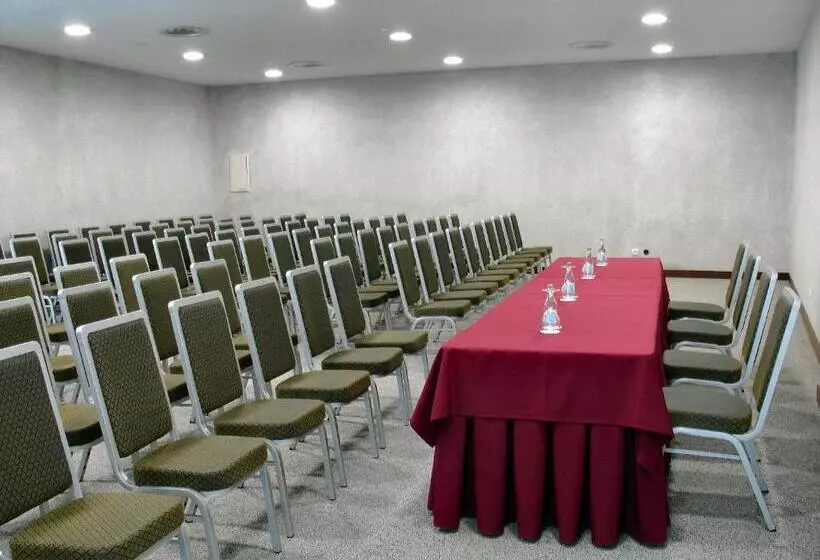 ホテル Vip Executive Azores