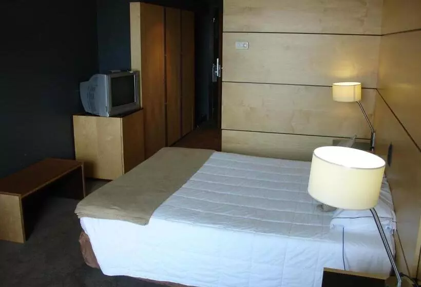 ホテル Vip Executive Azores