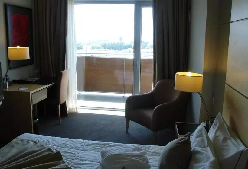 ホテル Vip Executive Azores