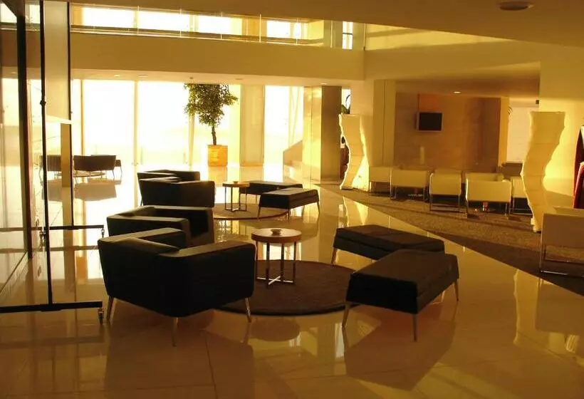 ホテル Vip Executive Azores