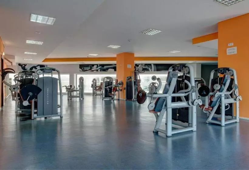 ホテル Vip Executive Azores