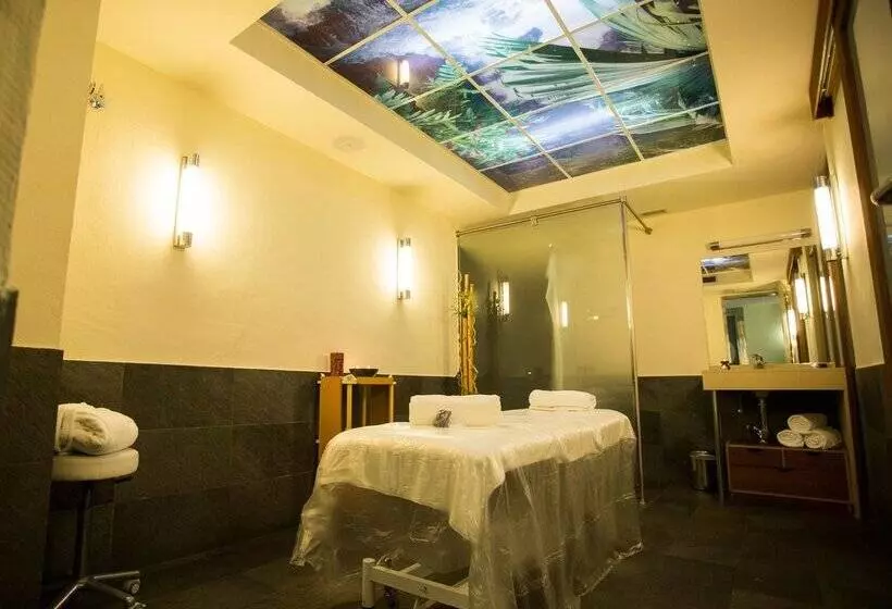 Poseidon La Manga Hotel & Spa   Designed For Adults