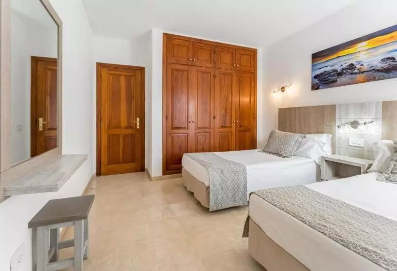 Klayman Olivina Apart