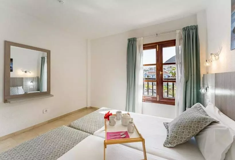 Klayman Olivina Apart