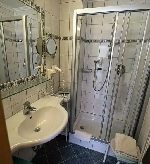 Hotelli Garni Sonnenheim