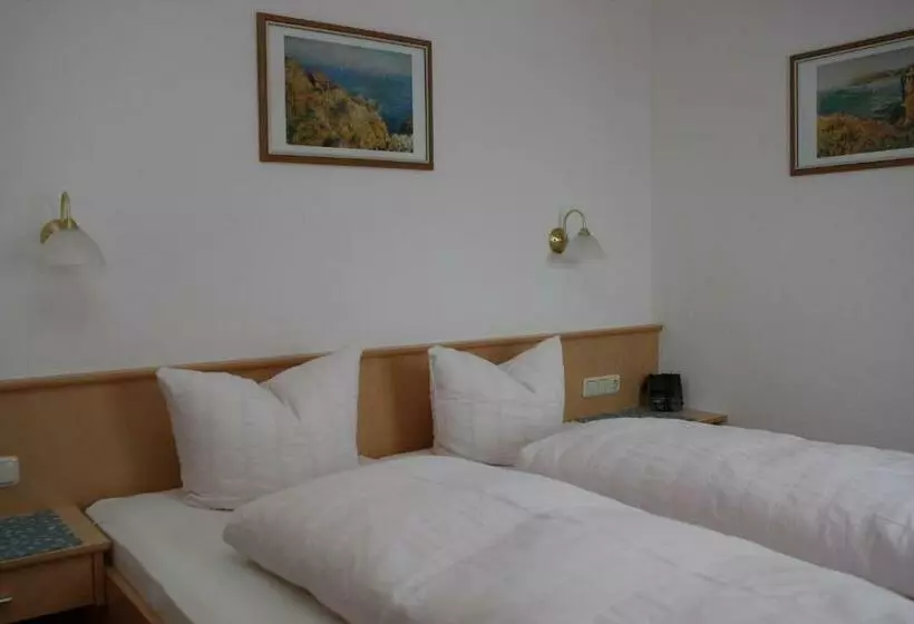 Hotelli Garni Sonnenheim