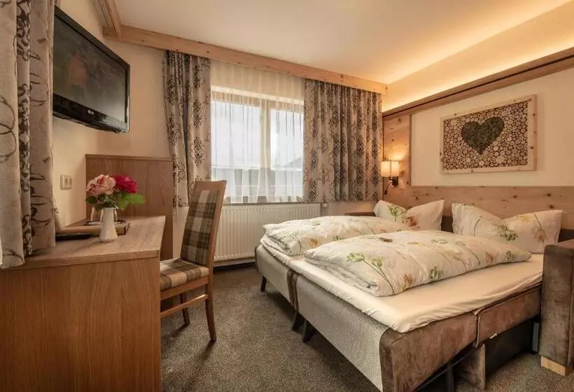 Hotelli Garni Sonnenheim