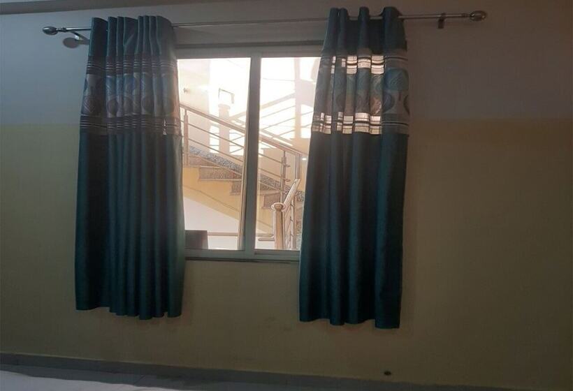 Отель Jyoti Palace Vrindavan