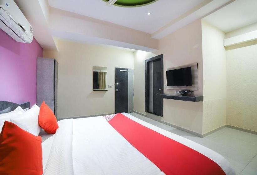 בית מלון כפרי Oyo 70175 Green Palace