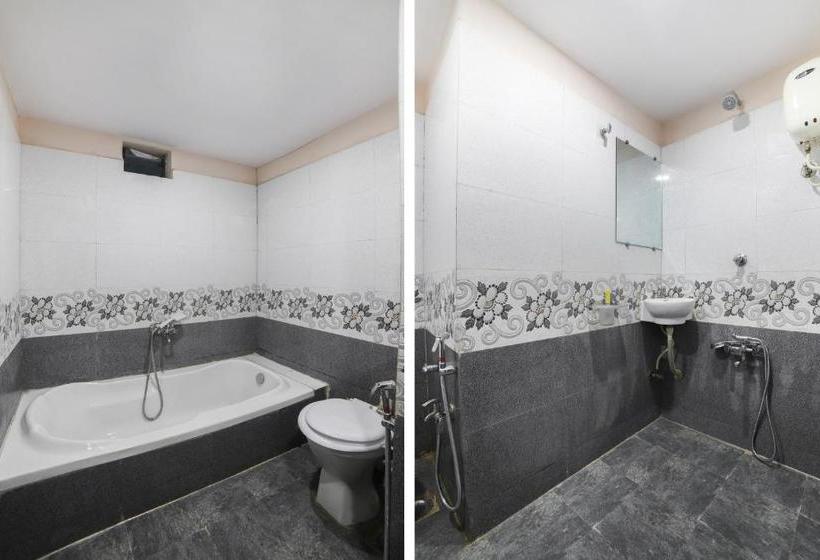 בית מלון כפרי Oyo 70175 Green Palace