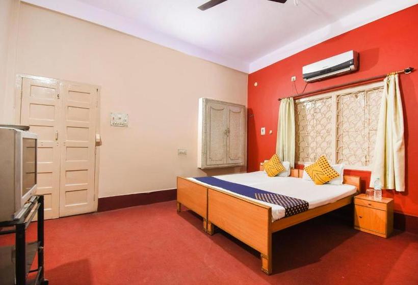 Отель Vaccinated Staff  Spot On 67528  Evergreen