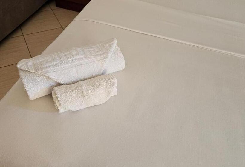 בית מלון כפרי Vila Malo 1