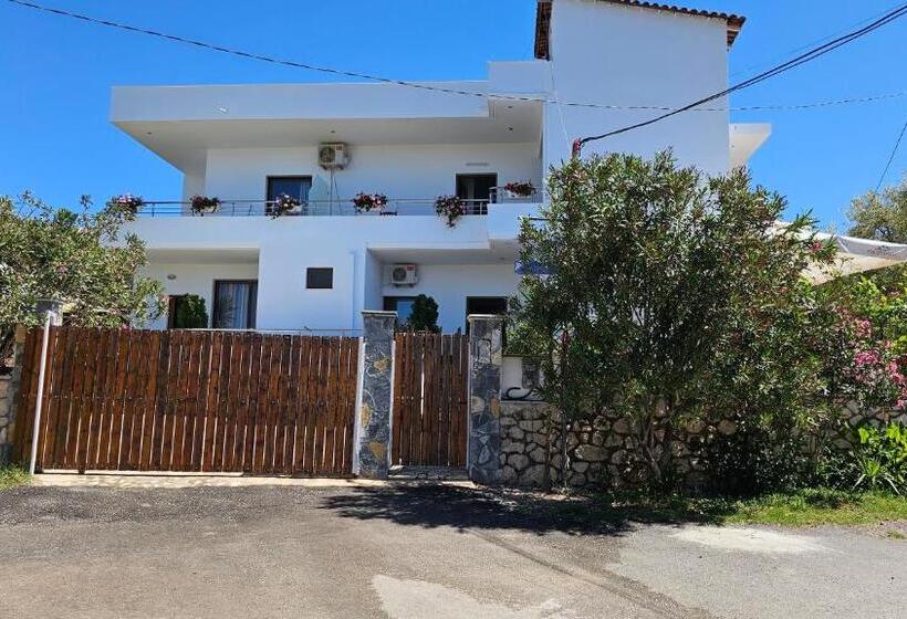 בית מלון כפרי Vila Malo 1