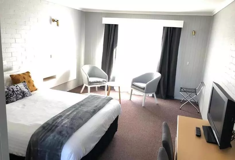 モーテル Country Roads Motor Inn