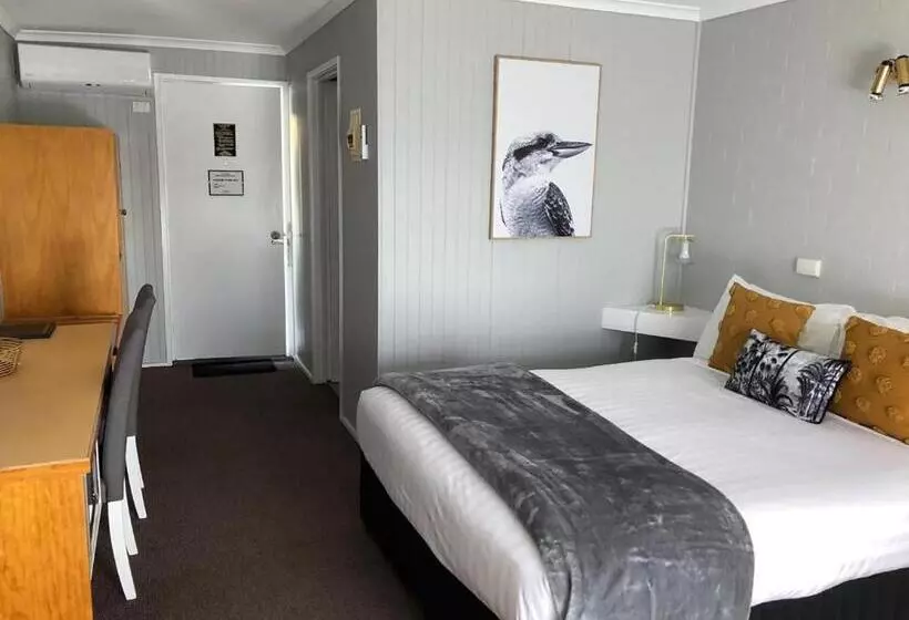 モーテル Country Roads Motor Inn