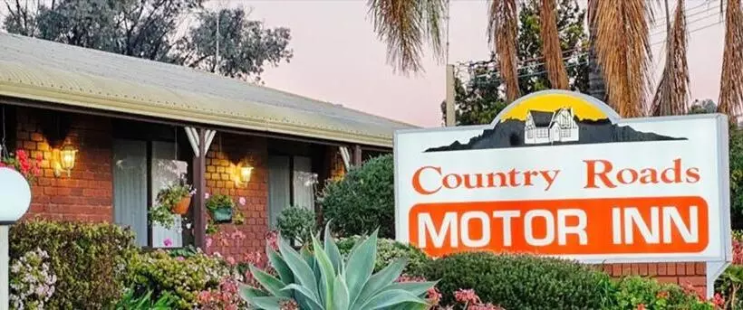 モーテル Country Roads Motor Inn