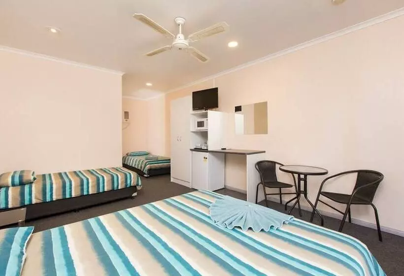 モーテル Wentworth Central Motor Inn