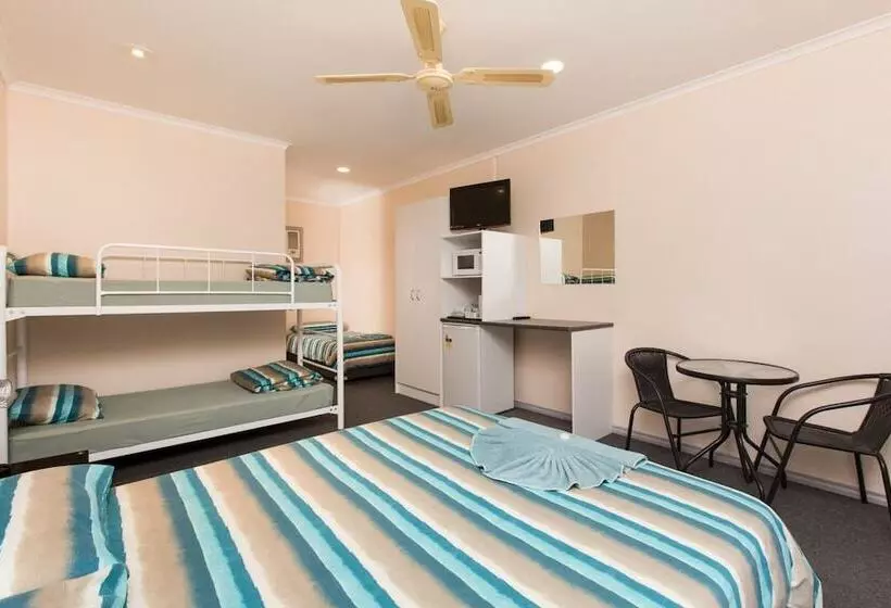 モーテル Wentworth Central Motor Inn