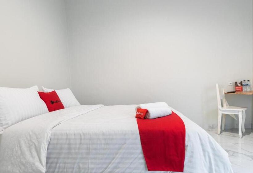 Pensjonat Reddoorz Plus Near Rs Usu Medan 2