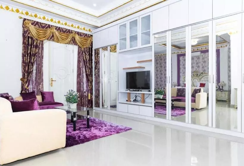 ペンション Reddoorz Premium @ Sea Residence Manado