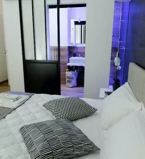 تختخواب و صبحانه Gocce Di Girgenti   Comfort Suites