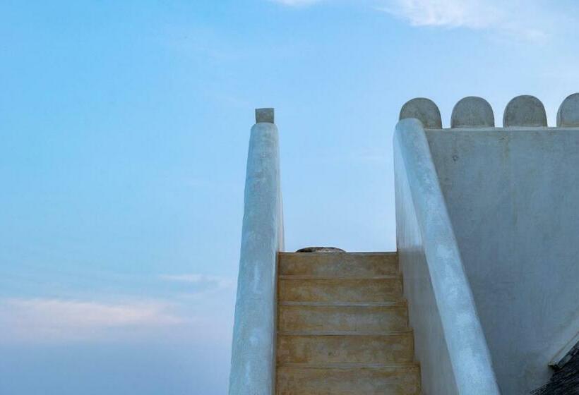 تختخواب و صبحانه Jua House