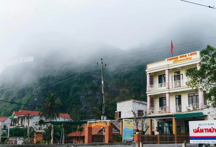 تختخواب و صبحانه Phong Nha Love Homestay